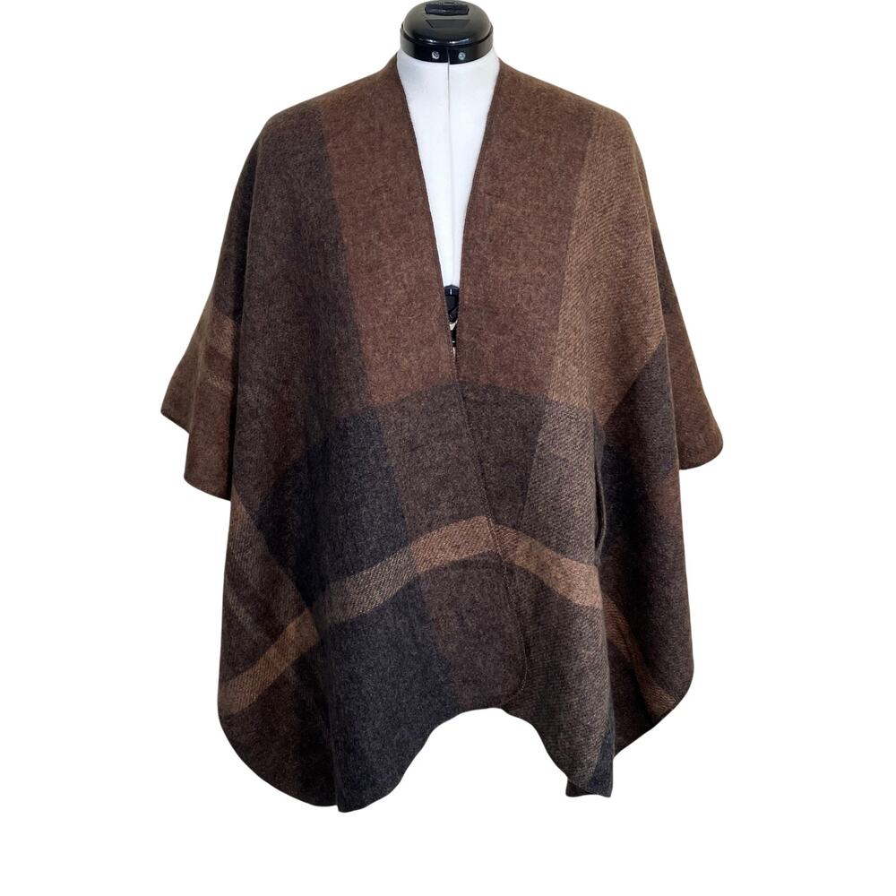 Woolrich Women's Reversible Wrap Shawl Brown Plaid & Animal Print Soft Cozy - Picture 7 of 15